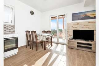 Апартаменты Apartments Gojkovic Луштица Улучшенные апартаменты-18
